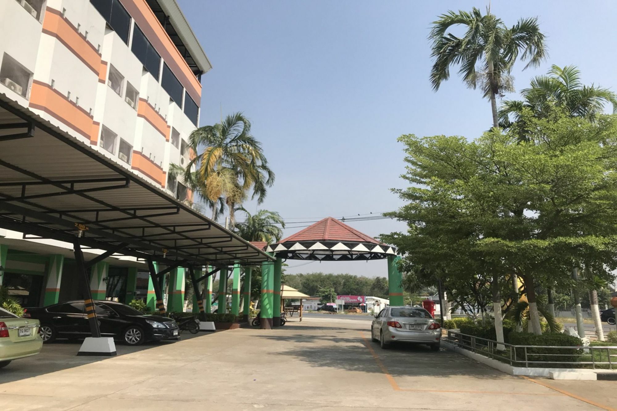 Lopburi Residence Hotel Екстериор снимка